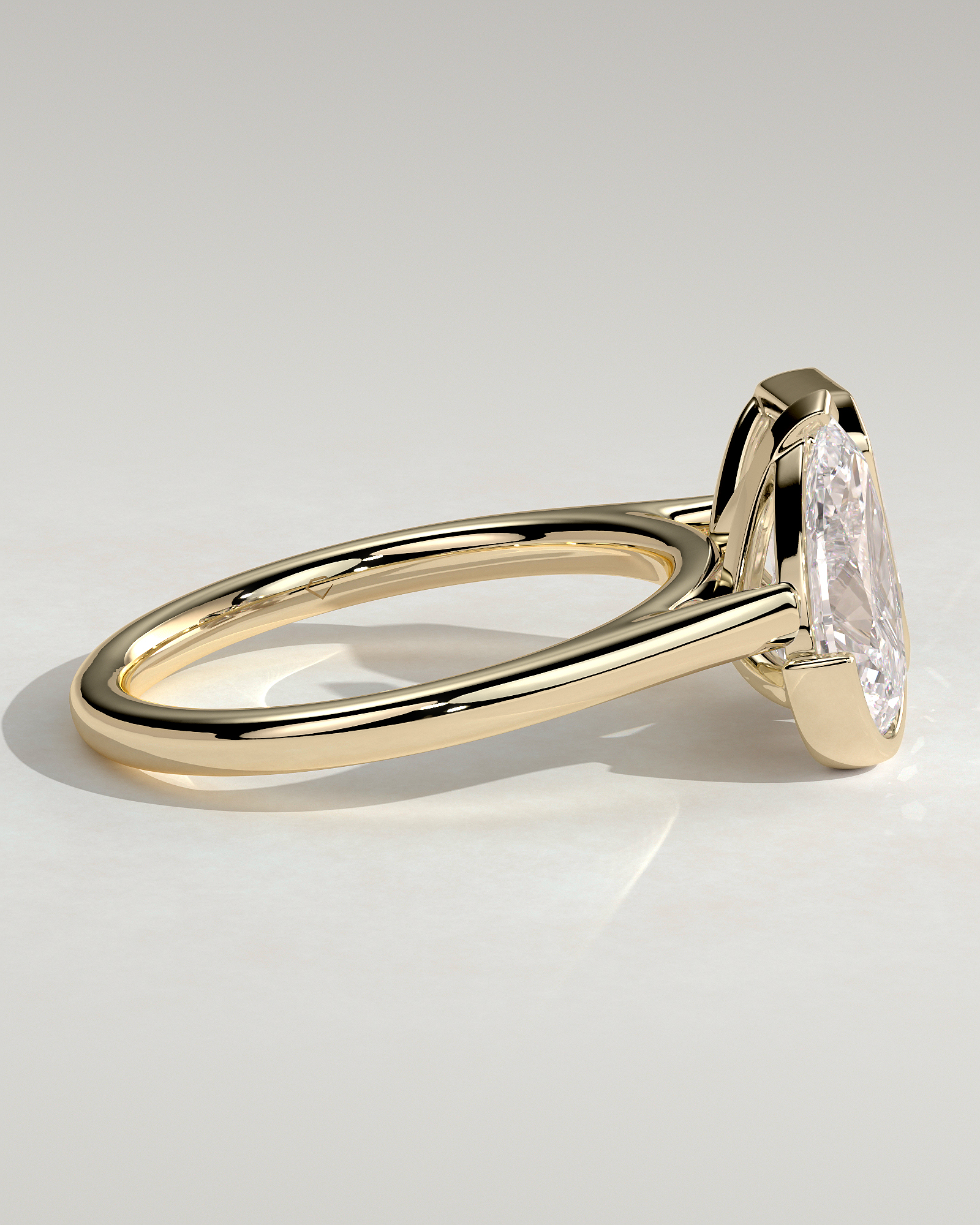 Damla ve Emerald Pırlanta Yüzük