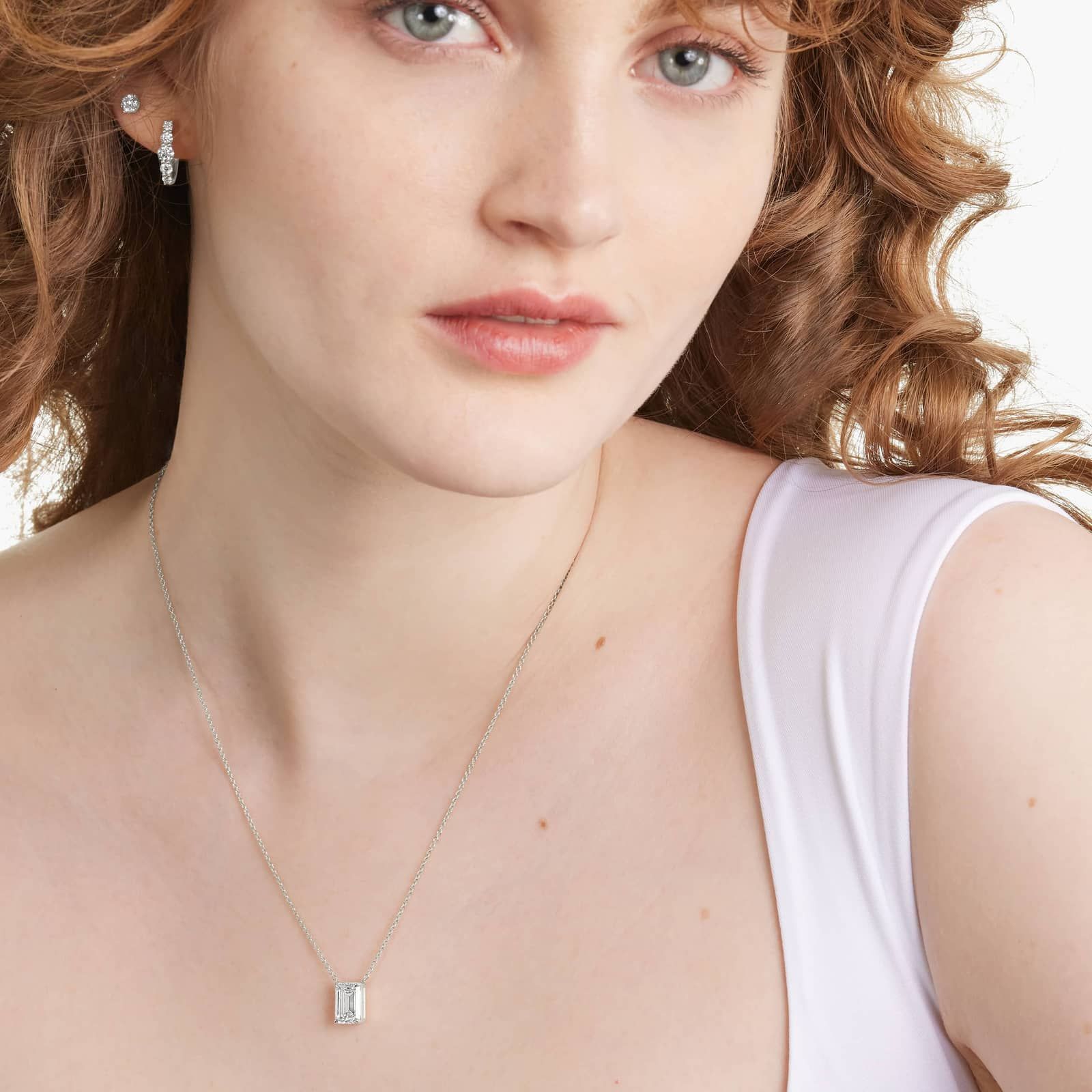 Pırlanta Emerald Kolye