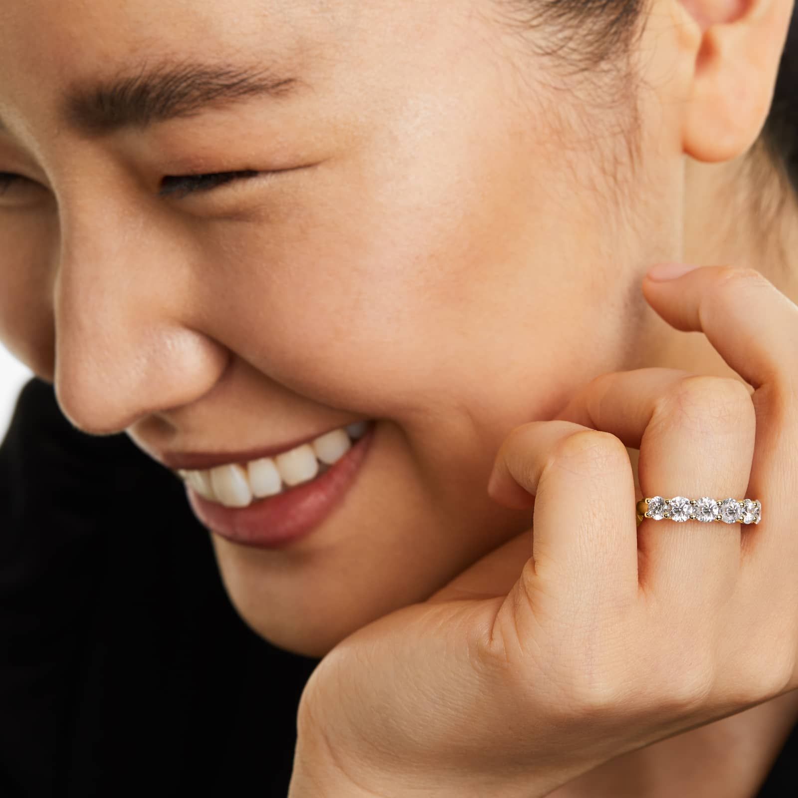 Pırlanta 7 Taş Yarımtur Yüzük